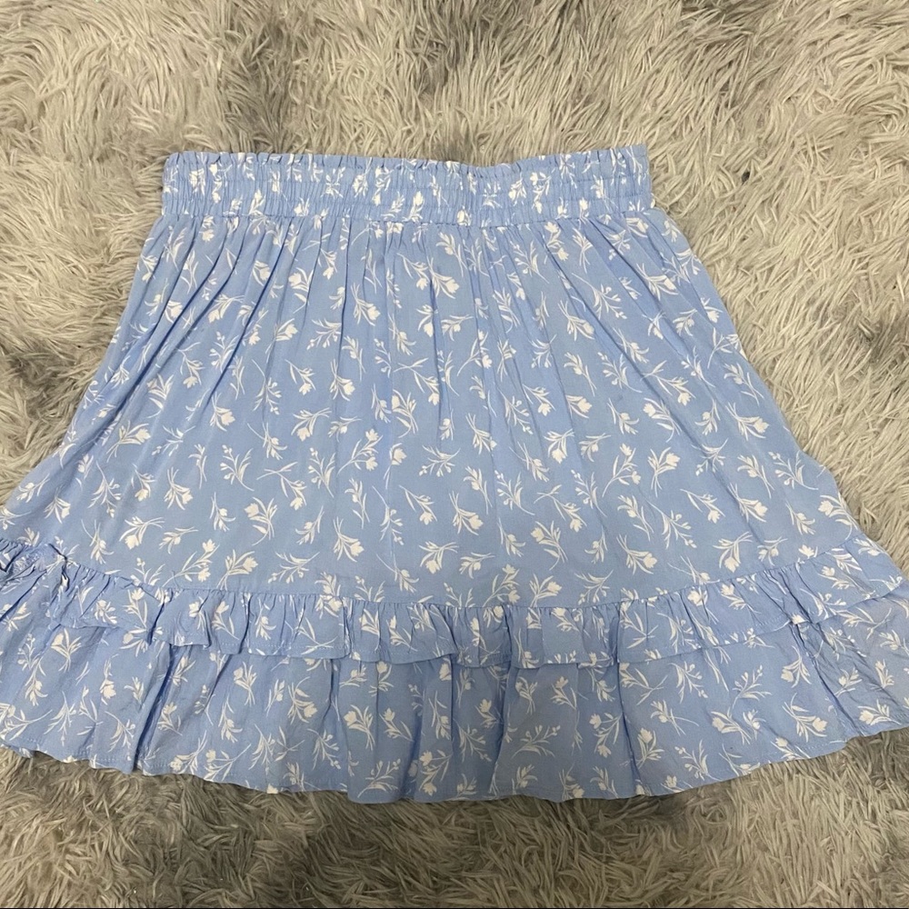 Flowy skirt